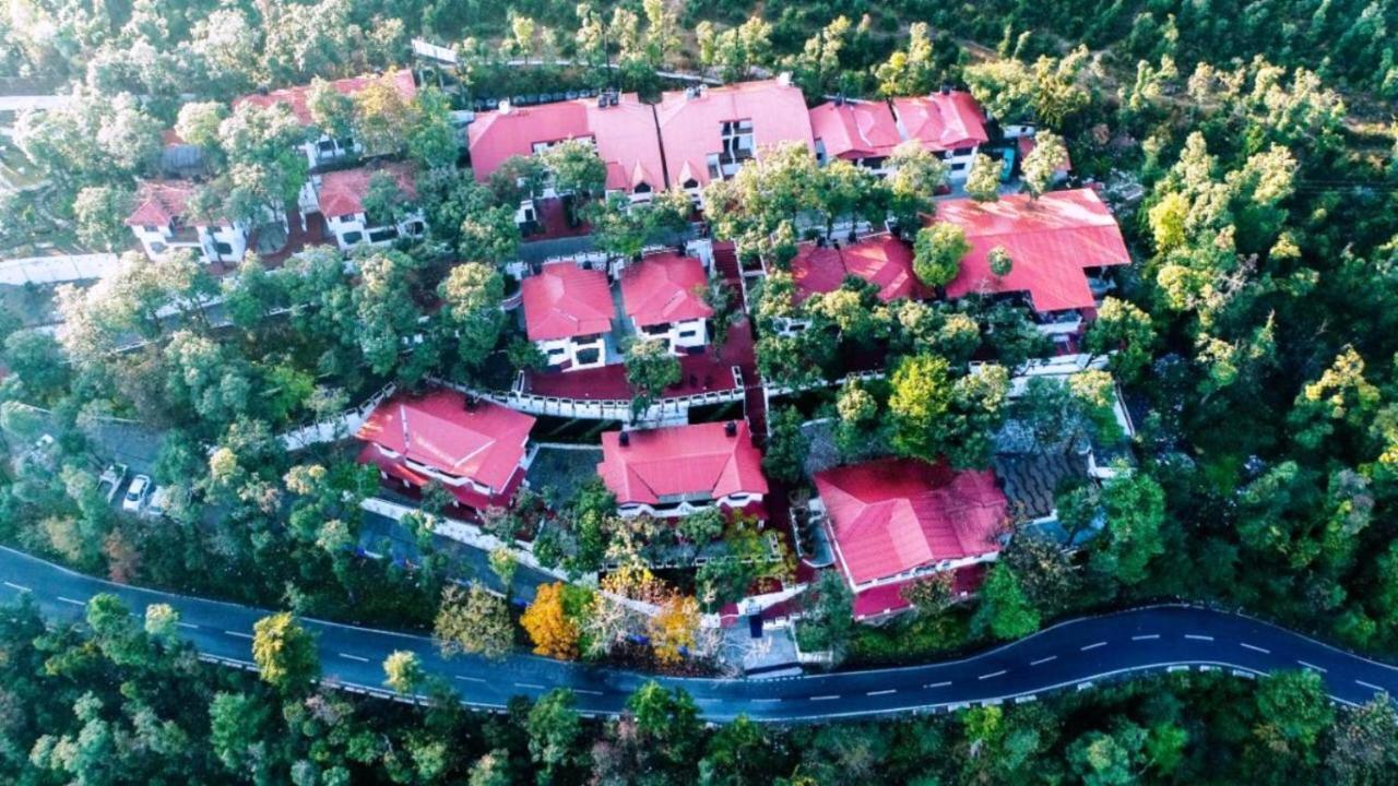 Surbee Resort Masuri Exterior foto